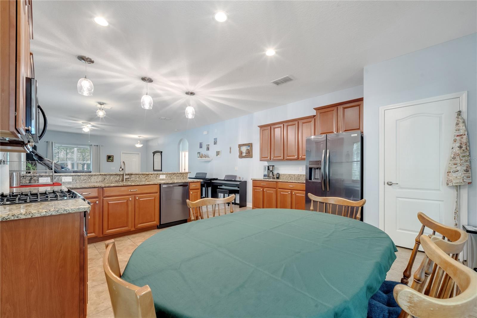 15648 CAMP DUBOIS CRES
