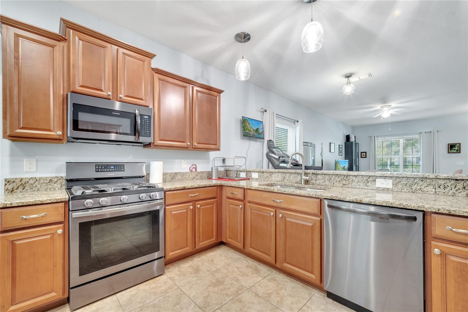 15648 CAMP DUBOIS CRES