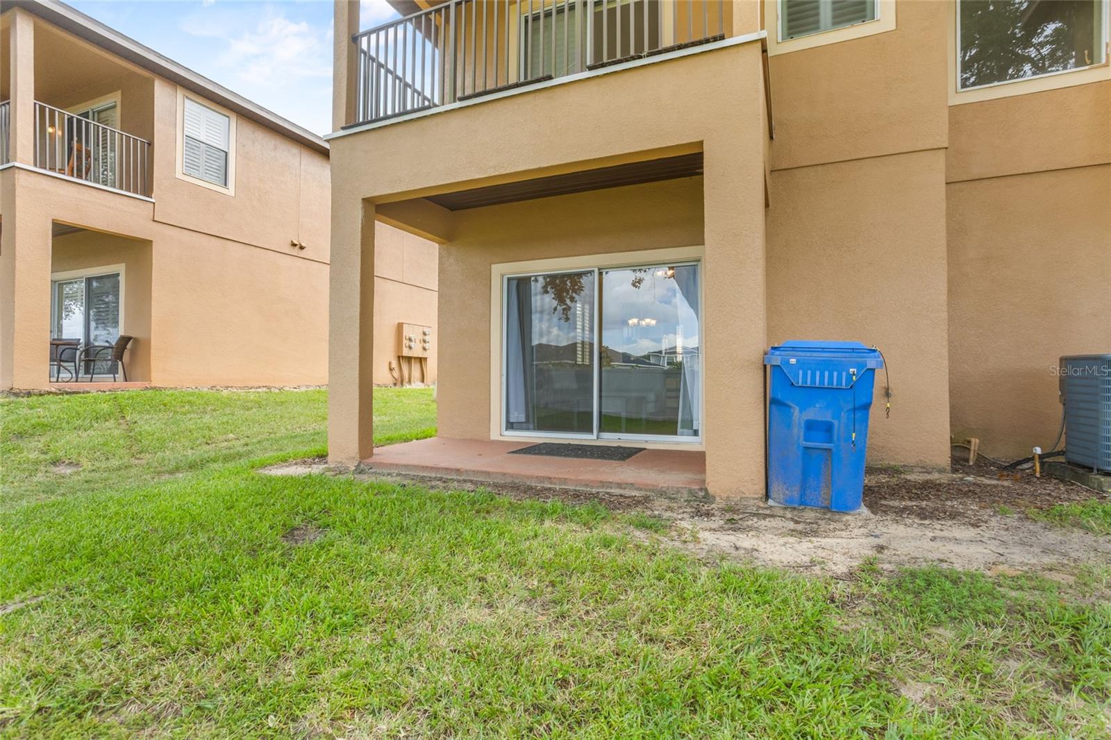 3102 CALABRIA AVE #3102