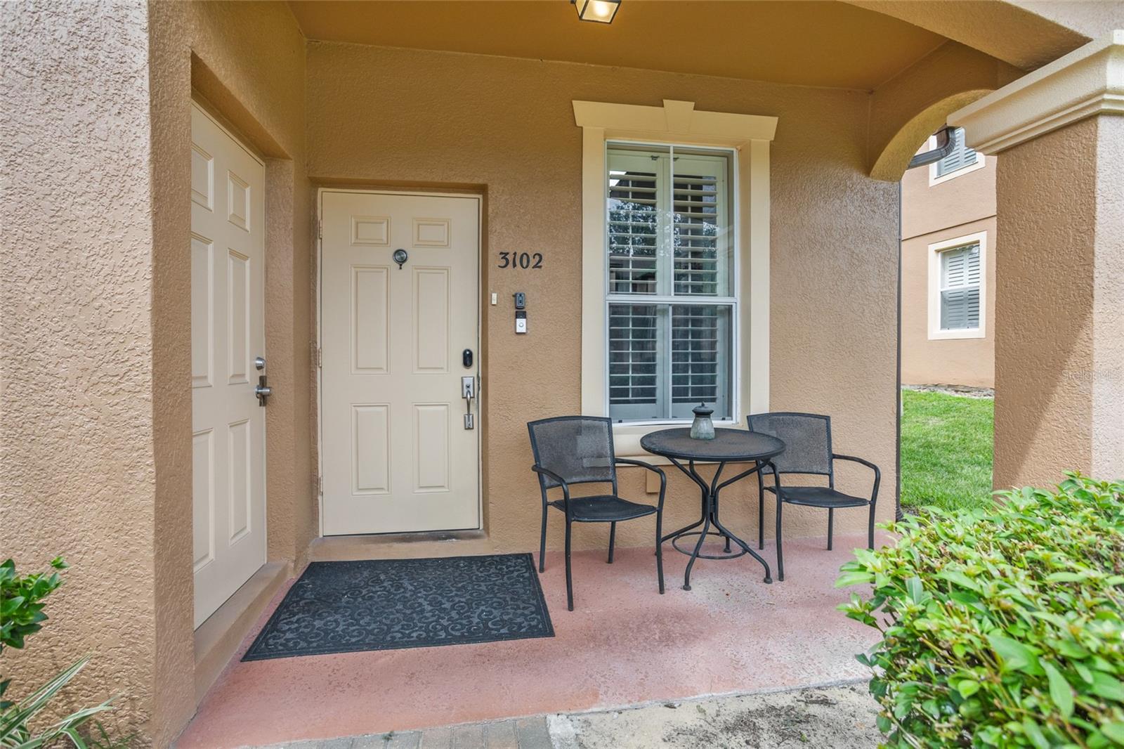 3102 CALABRIA AVE #3102