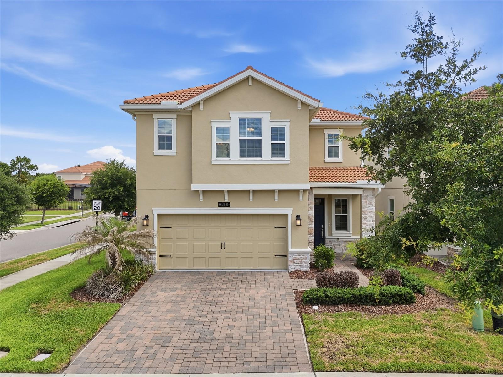 8700 PACIFIC DUNES DR