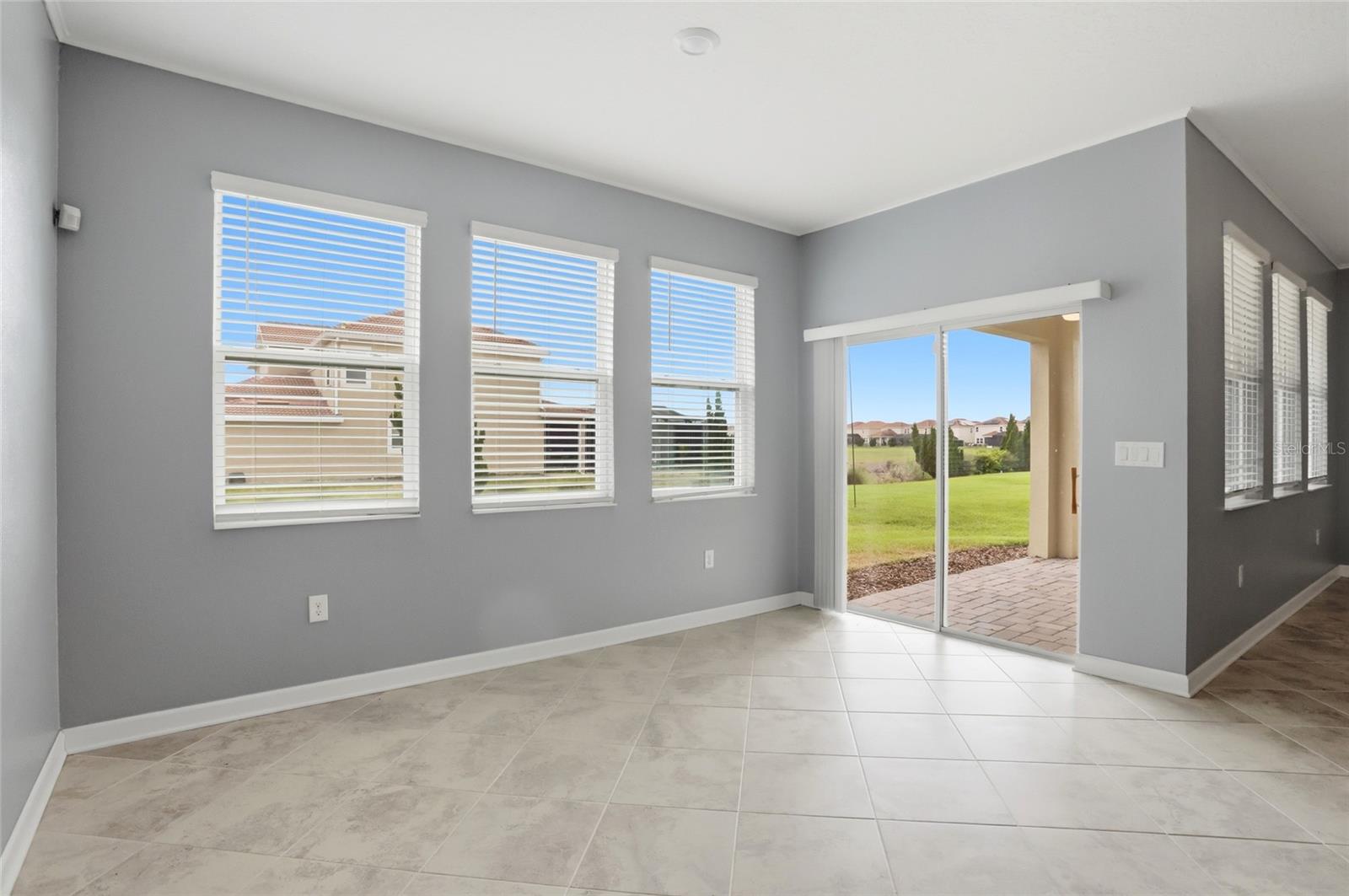 8700 PACIFIC DUNES DR