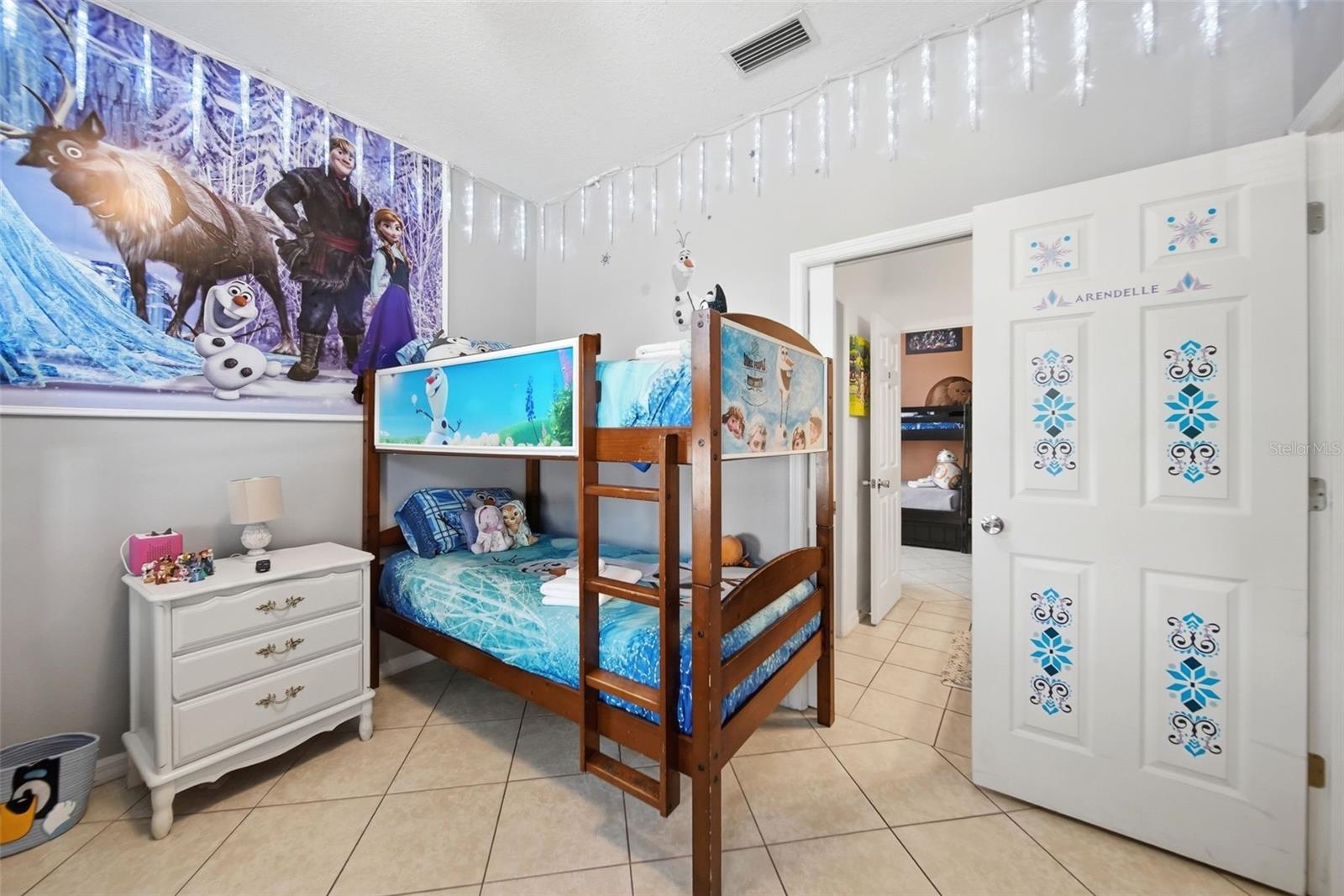 429 ORISTA DR