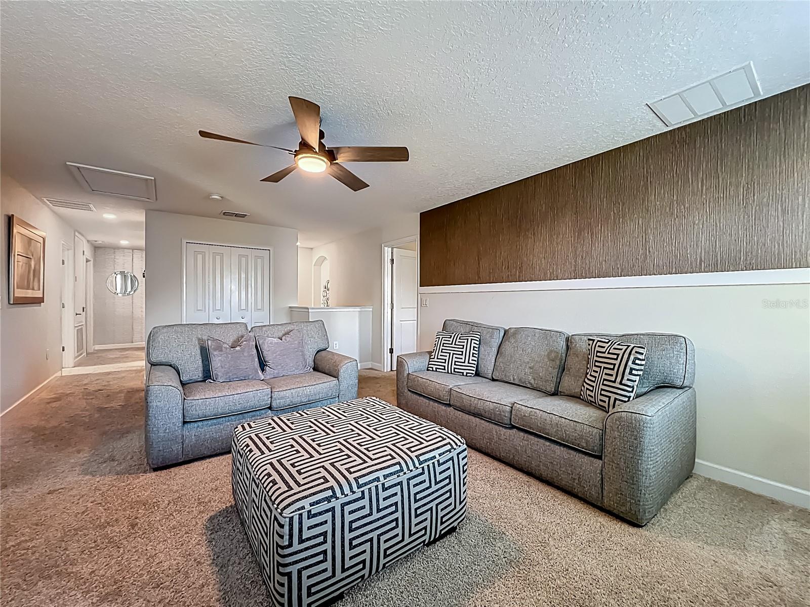 9018 STINGER DR