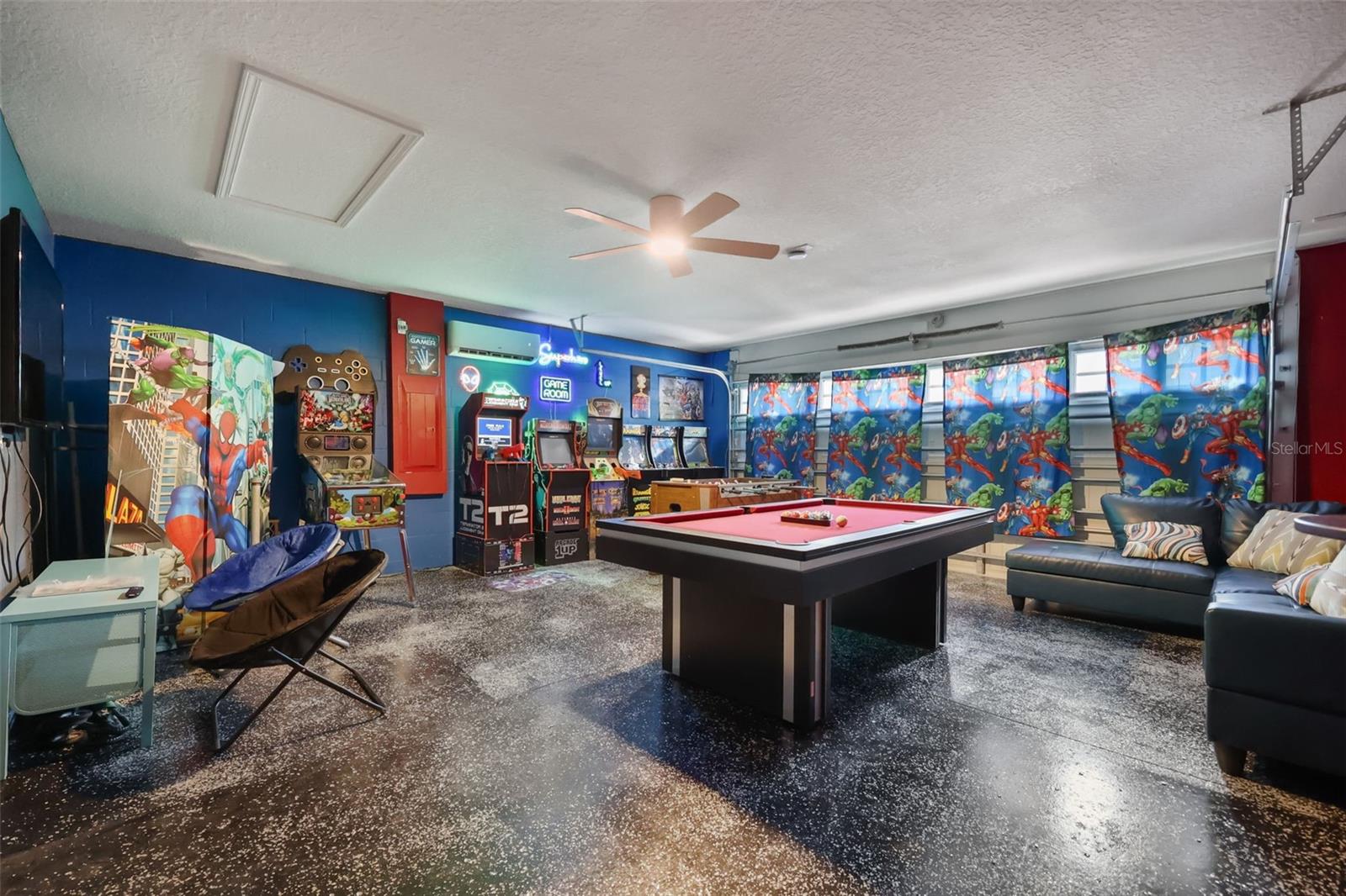 1423 THUNDERBIRD RD