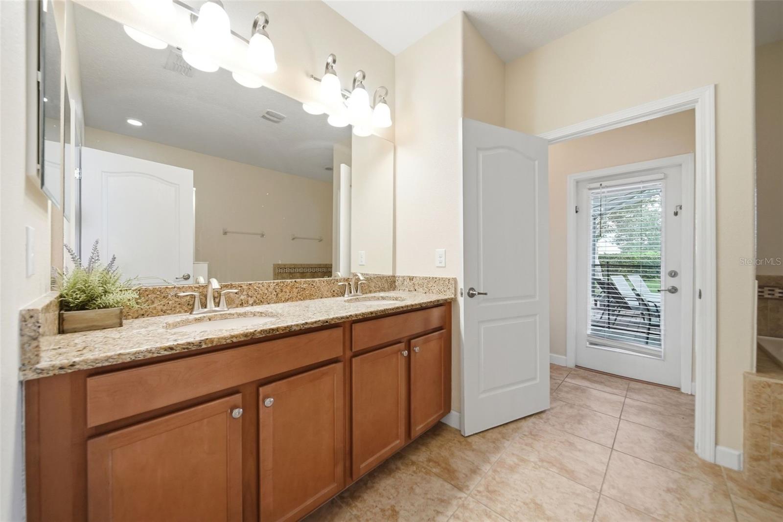1416 MOON VALLEY DR