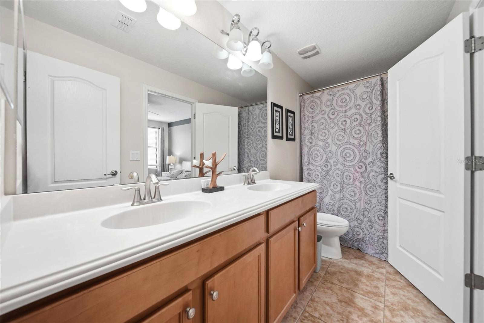 1416 MOON VALLEY DR
