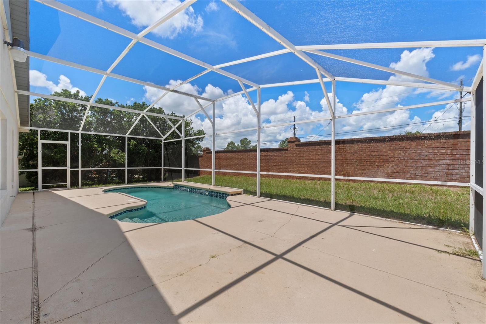 7925 MAGNOLIA BEND CT