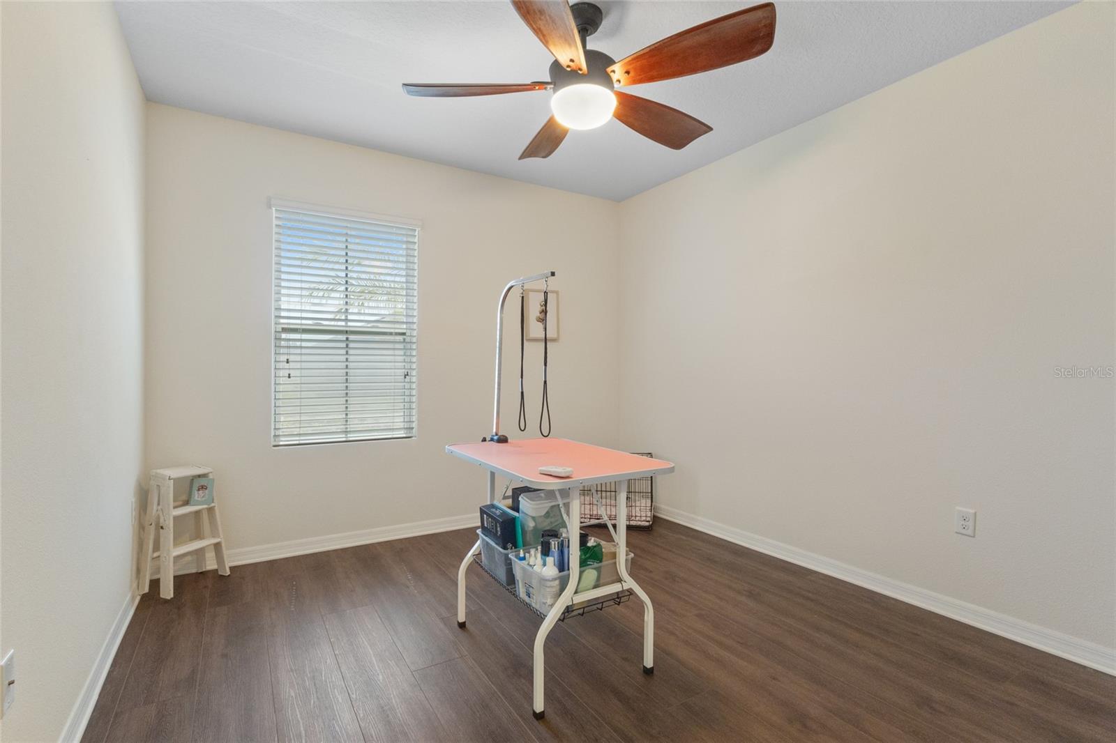 5759 MARSH LANDING DR