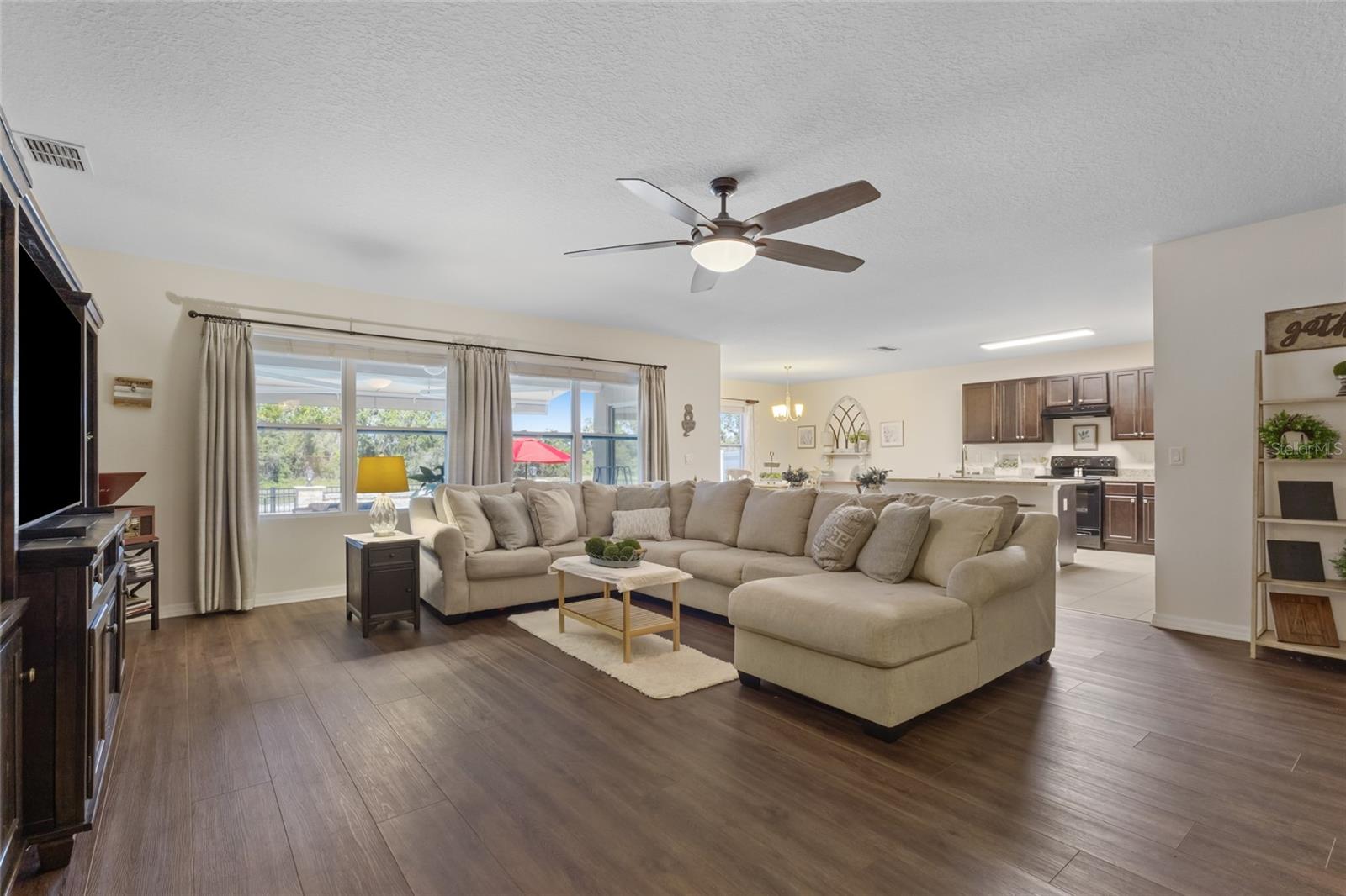 5759 MARSH LANDING DR