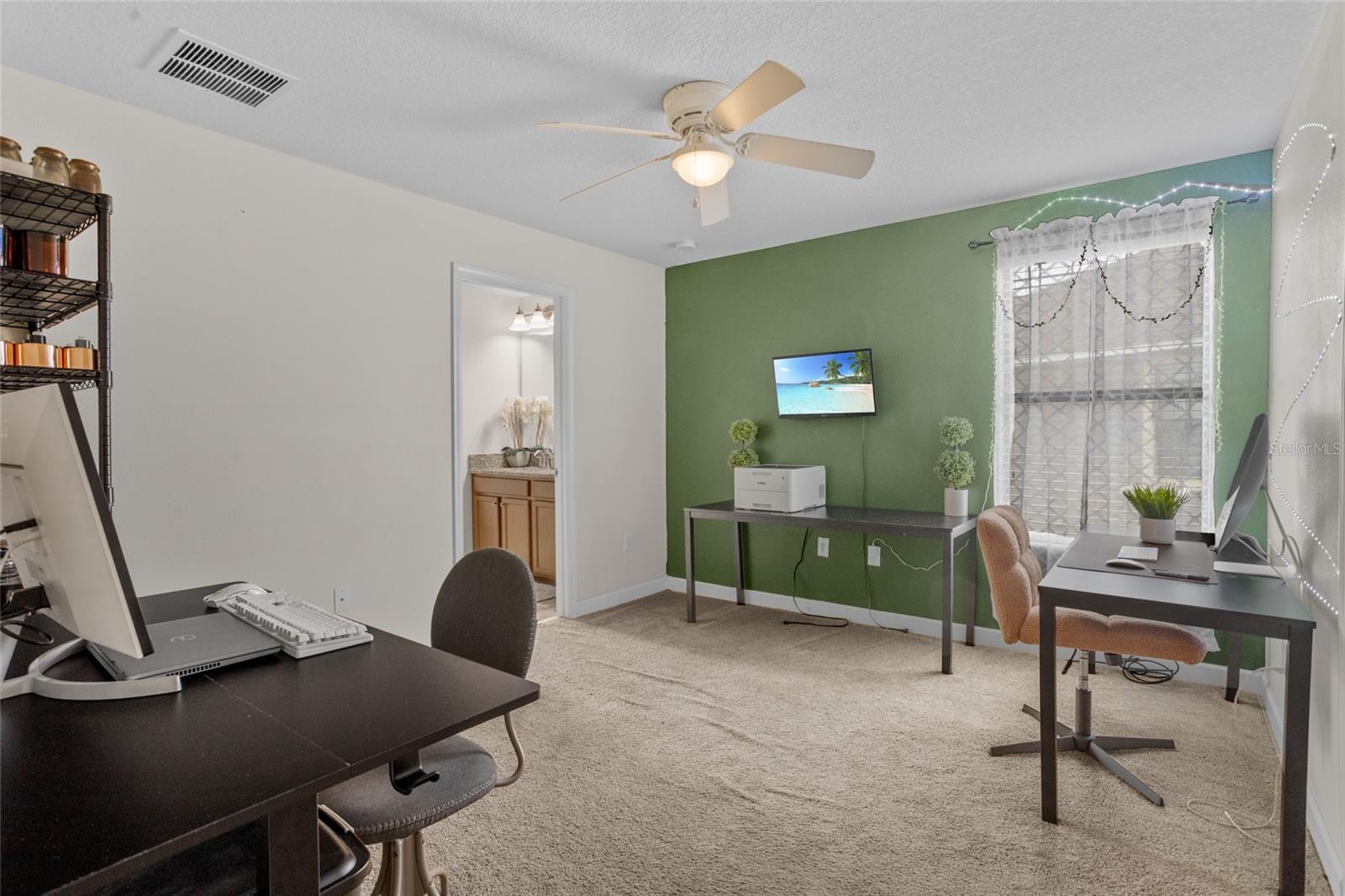 2287 VICTORIA DR
