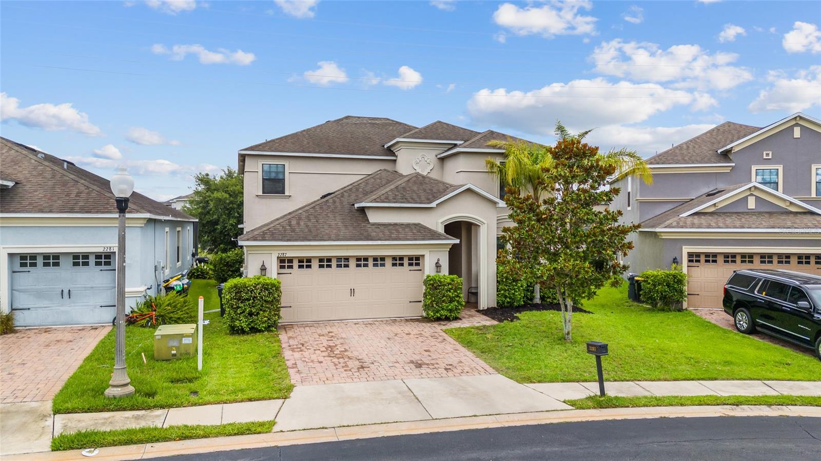 2287 VICTORIA DR