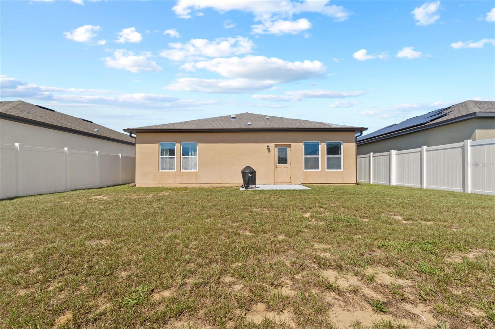366 EAGLECREST DR