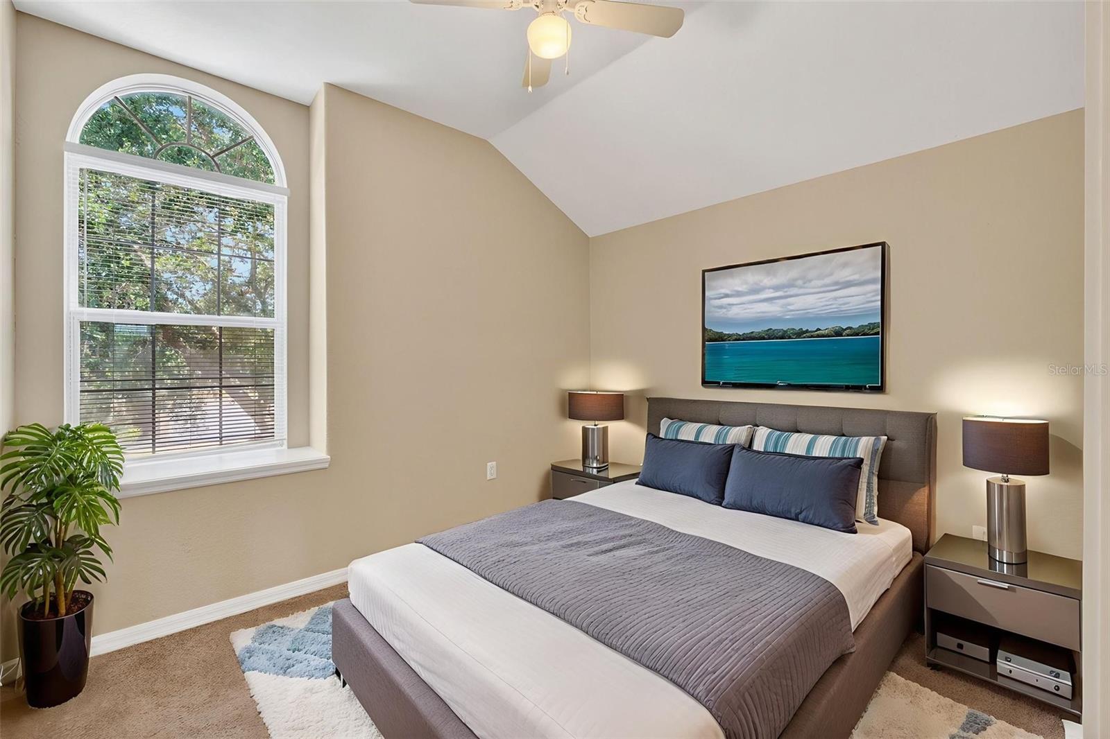 724 ANDALUSIA LOOP