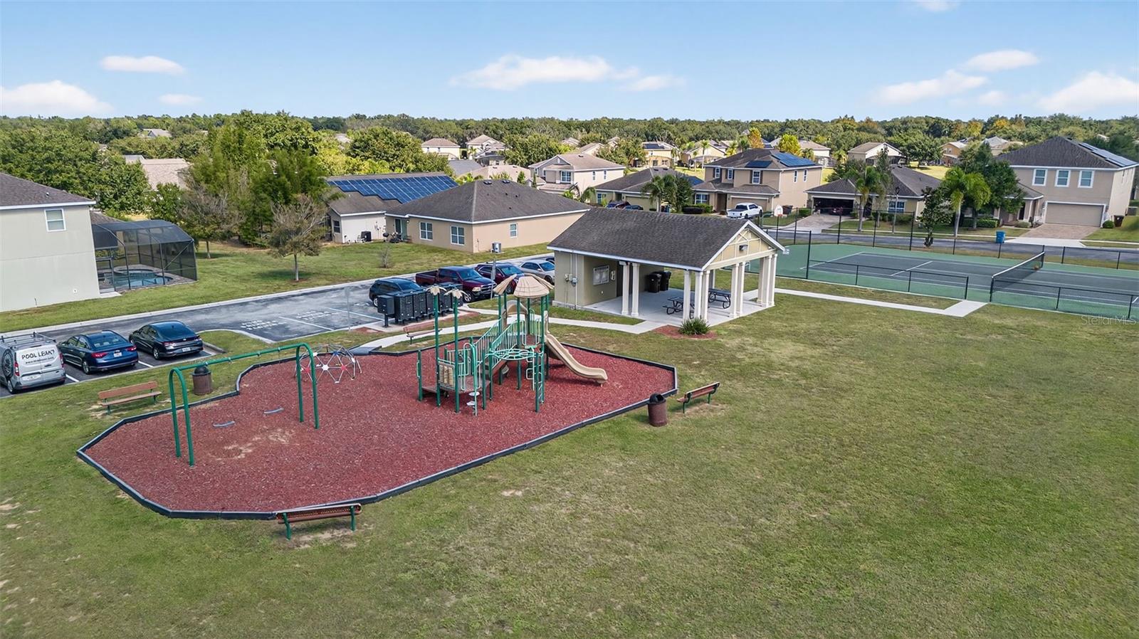 724 ANDALUSIA LOOP