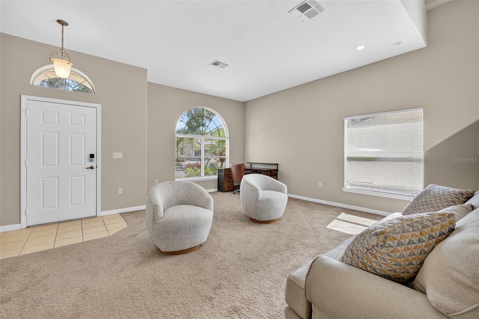 724 ANDALUSIA LOOP