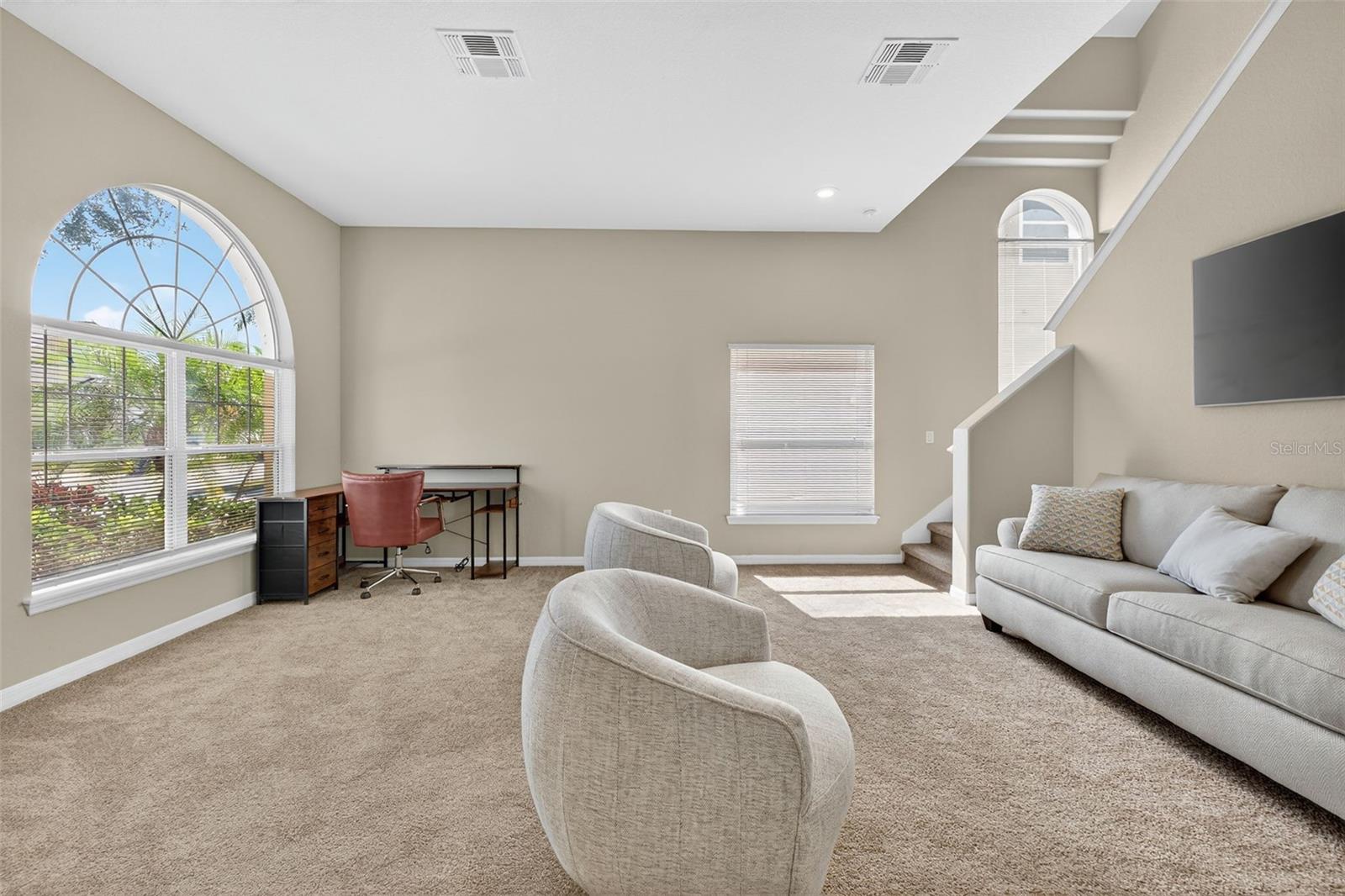 724 ANDALUSIA LOOP