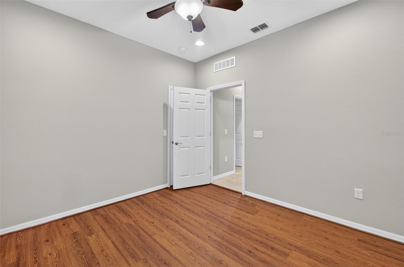 1432 BROOKHAVEN CT
