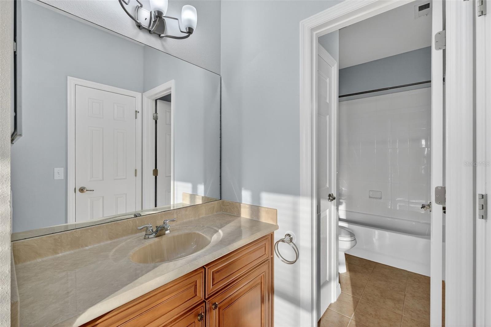1432 BROOKHAVEN CT