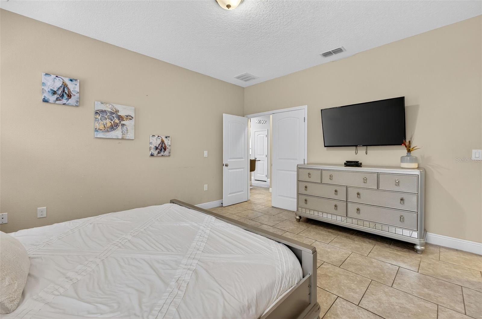 5303 WILDWOOD WAY