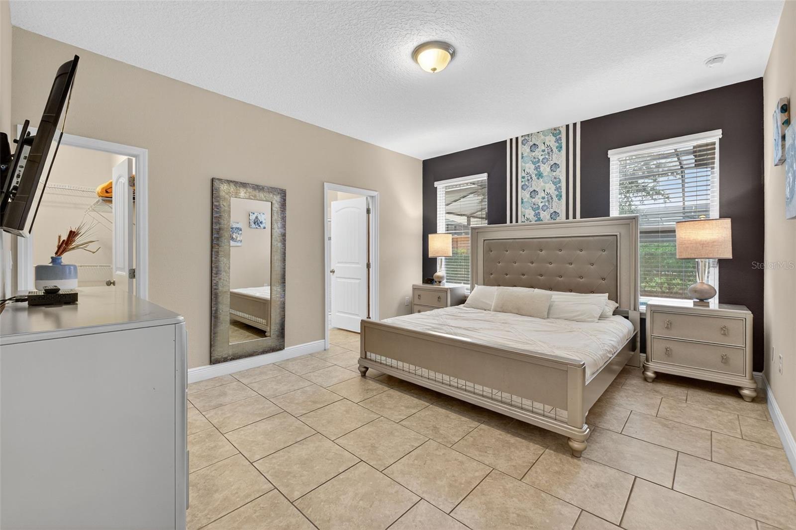 5303 WILDWOOD WAY