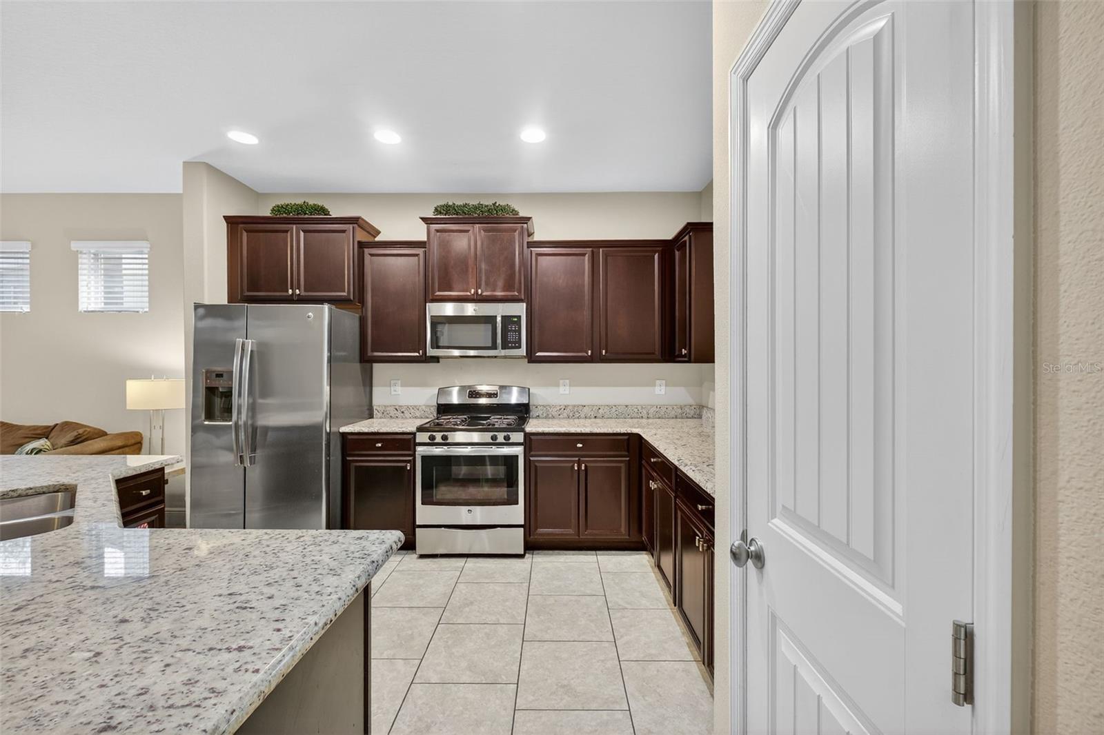 5303 WILDWOOD WAY