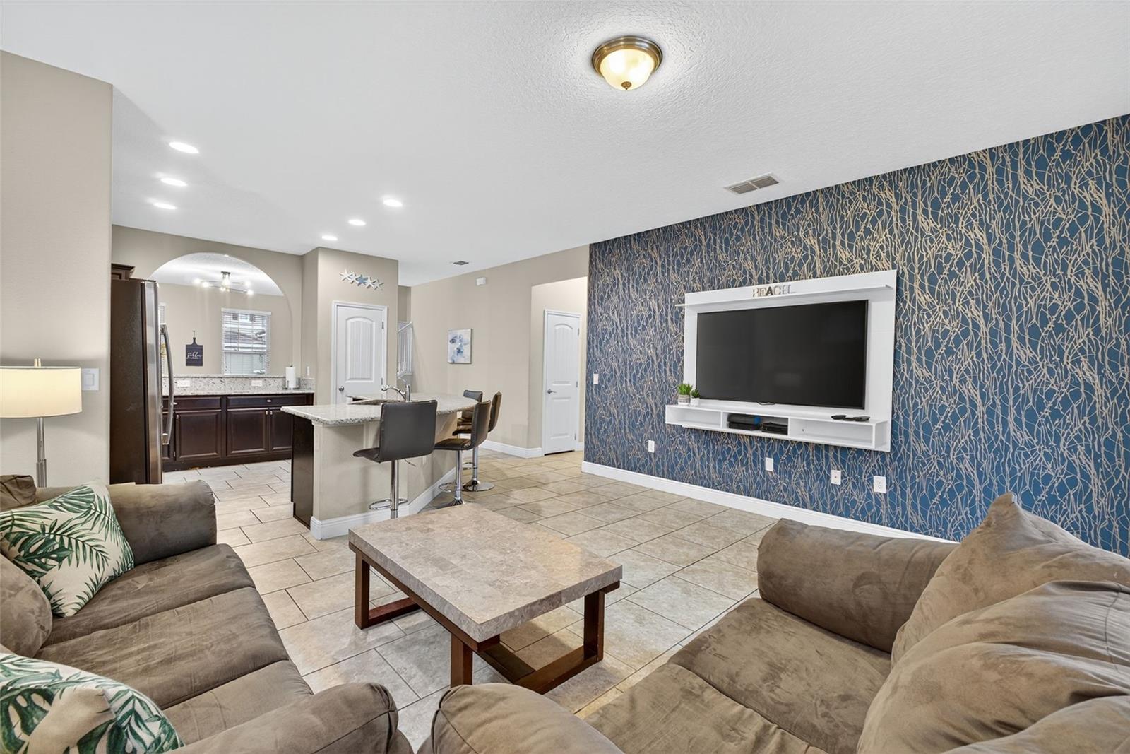 5303 WILDWOOD WAY