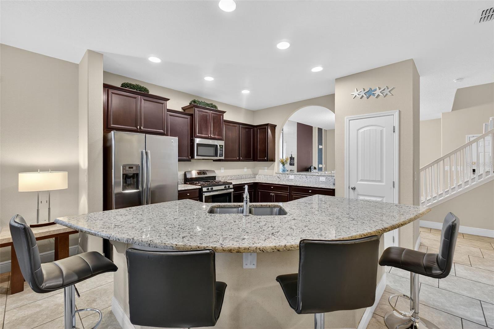 5303 WILDWOOD WAY