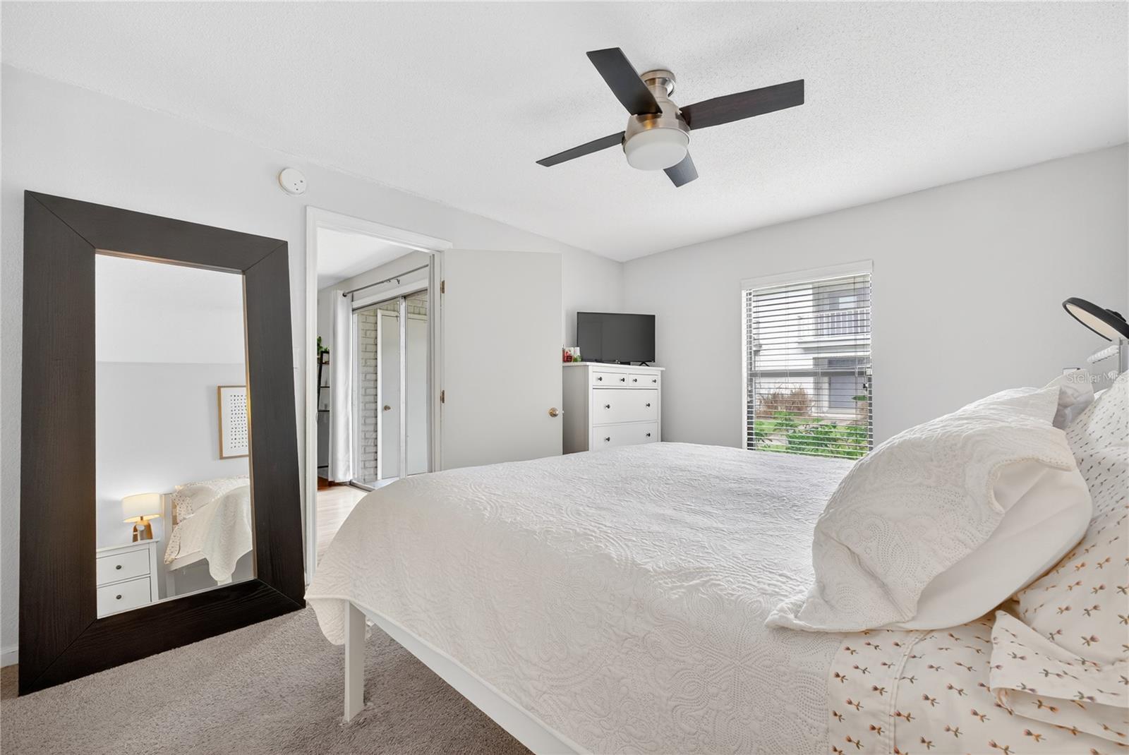 3016 PLAZA TERRACE DR #3016