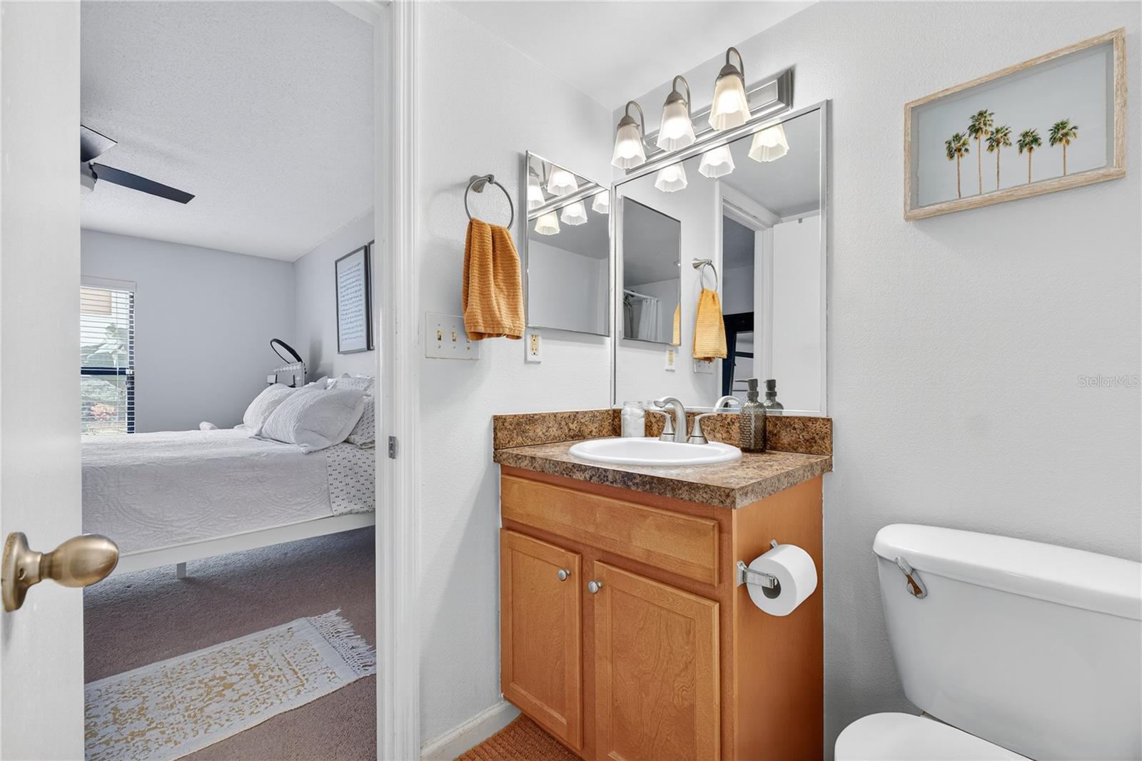 3016 PLAZA TERRACE DR #3016