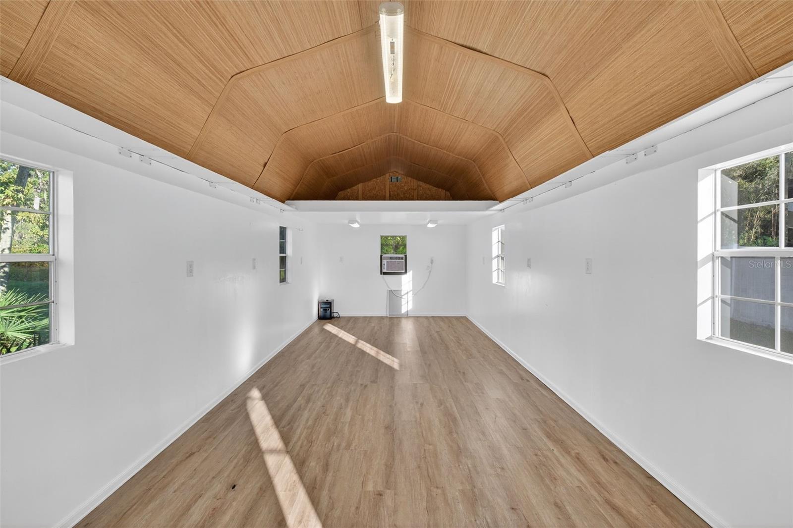 3229 GARDNER OAKS LN