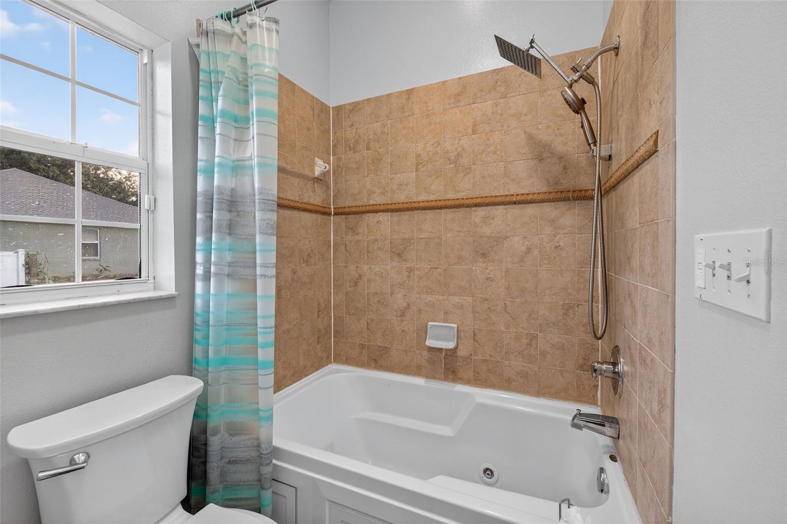 3229 GARDNER OAKS LN