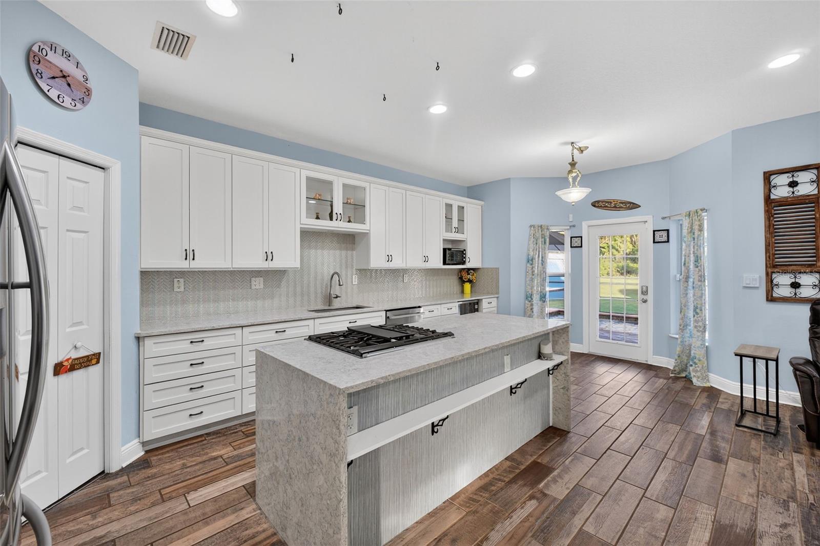 3229 GARDNER OAKS LN