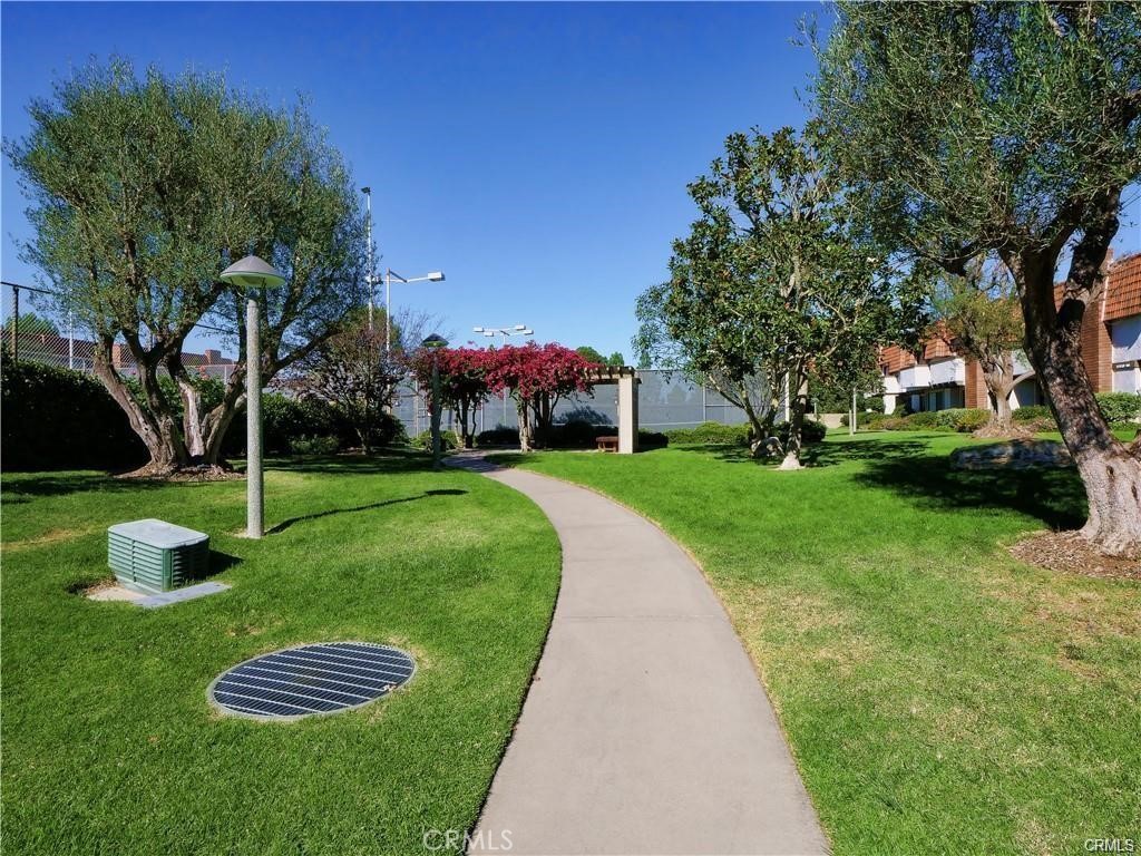 27937 Ridgebluff Court