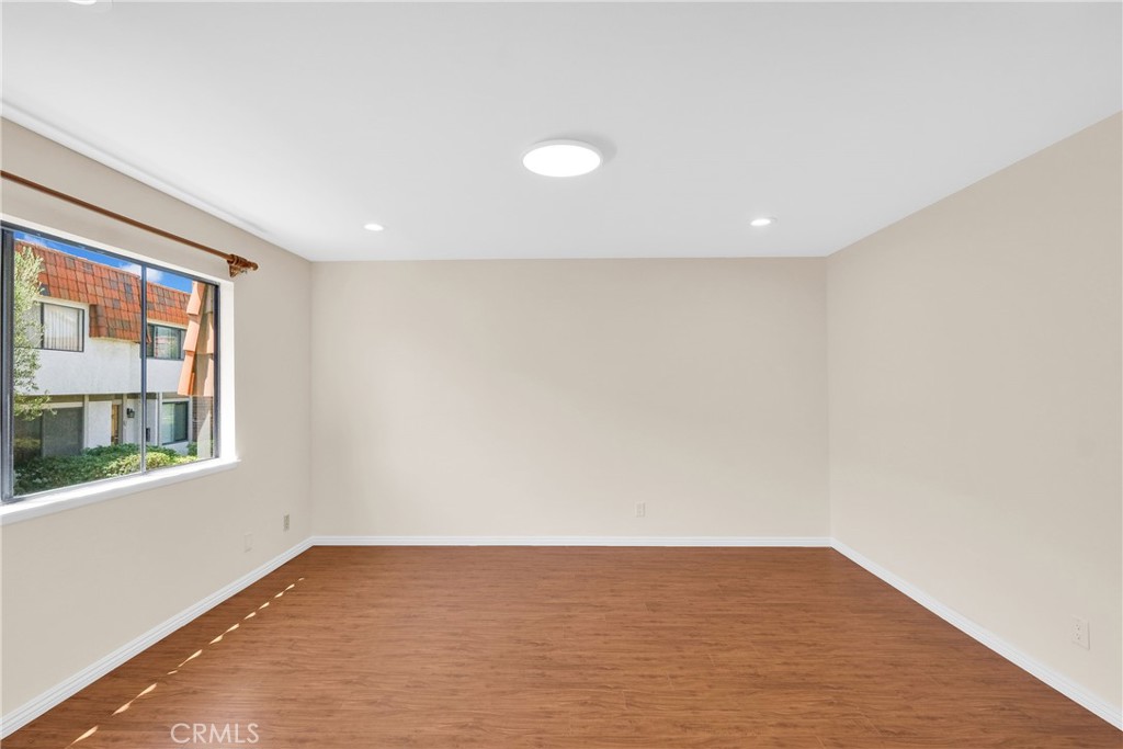 27937 Ridgebluff Court