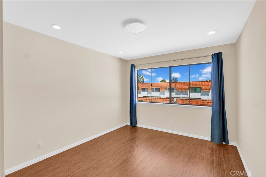 27937 Ridgebluff Court