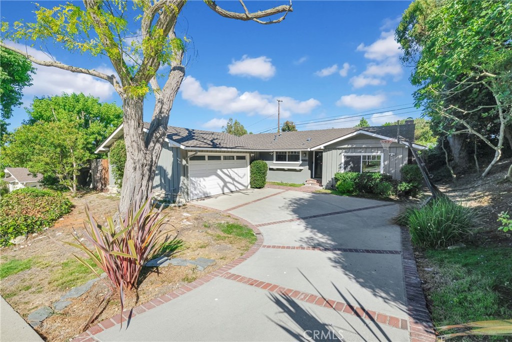 27104 Shorewood Road