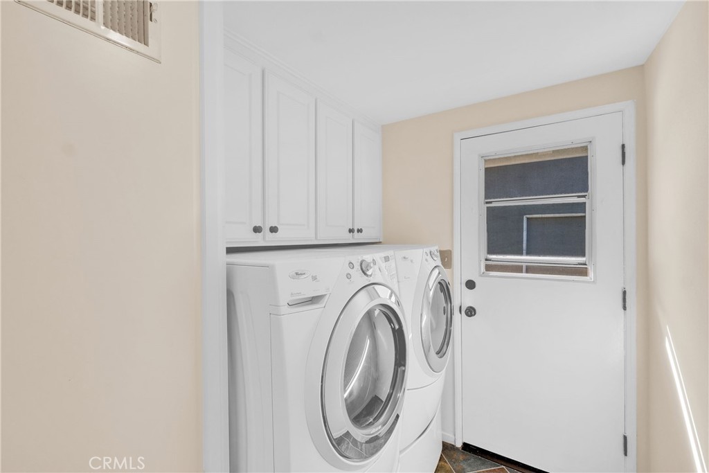 27104 Shorewood Road