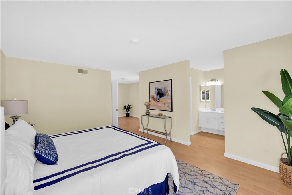 2616 Starcrest Drive