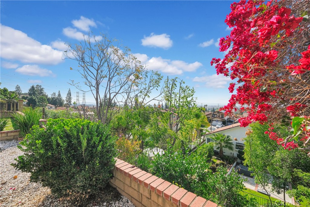 2616 Starcrest Drive