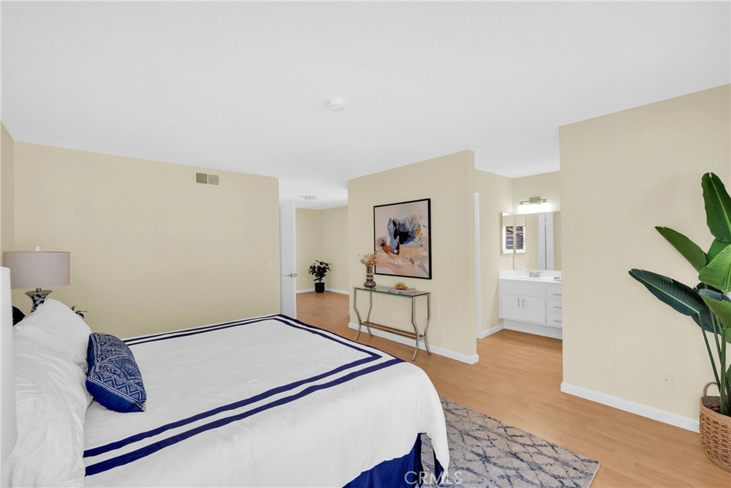 2616 Starcrest Drive