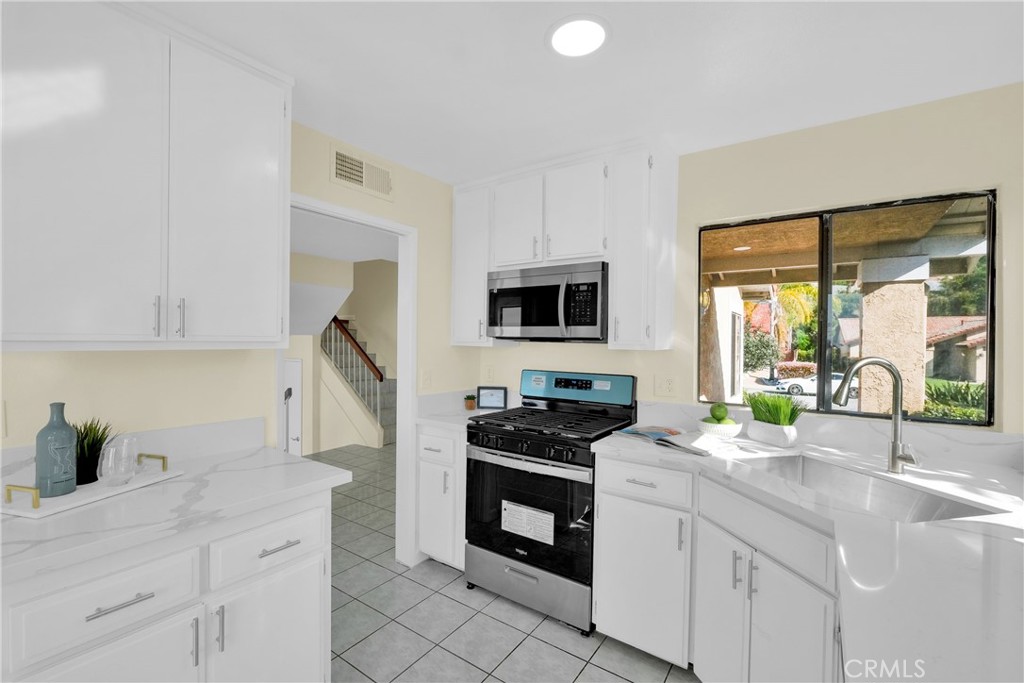 2616 Starcrest Drive