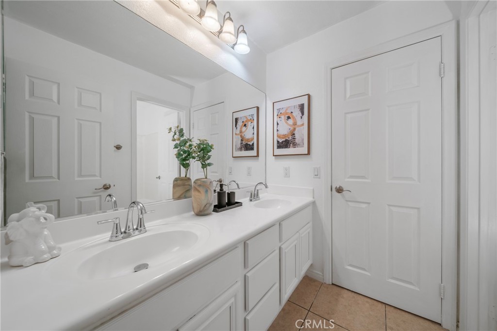 6239 Cedar Creek Road