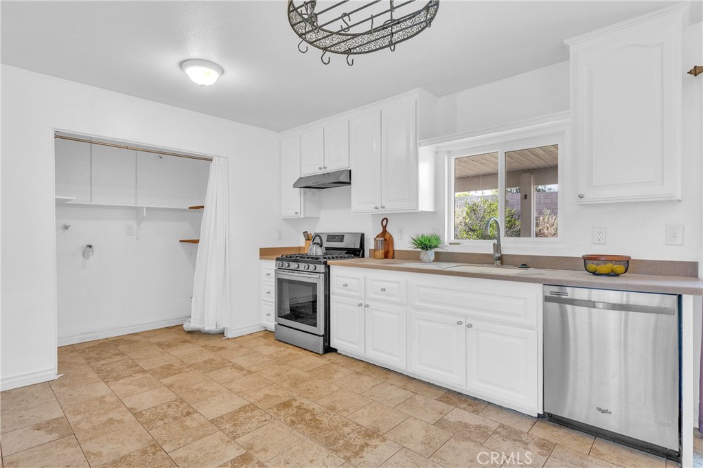 3001 E Saint Andrews Drive