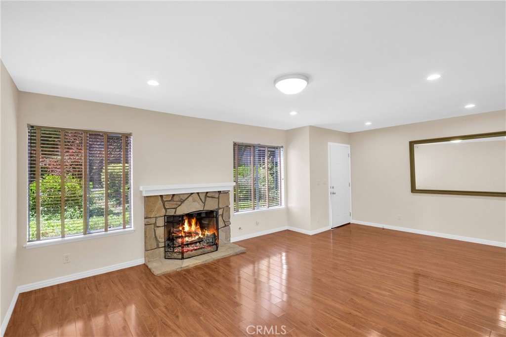 27937 Ridgebluff Court