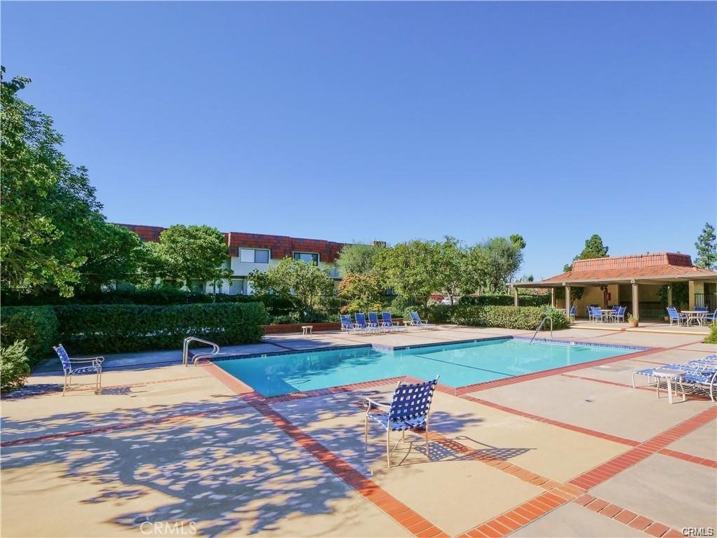 27937 Ridgebluff Court