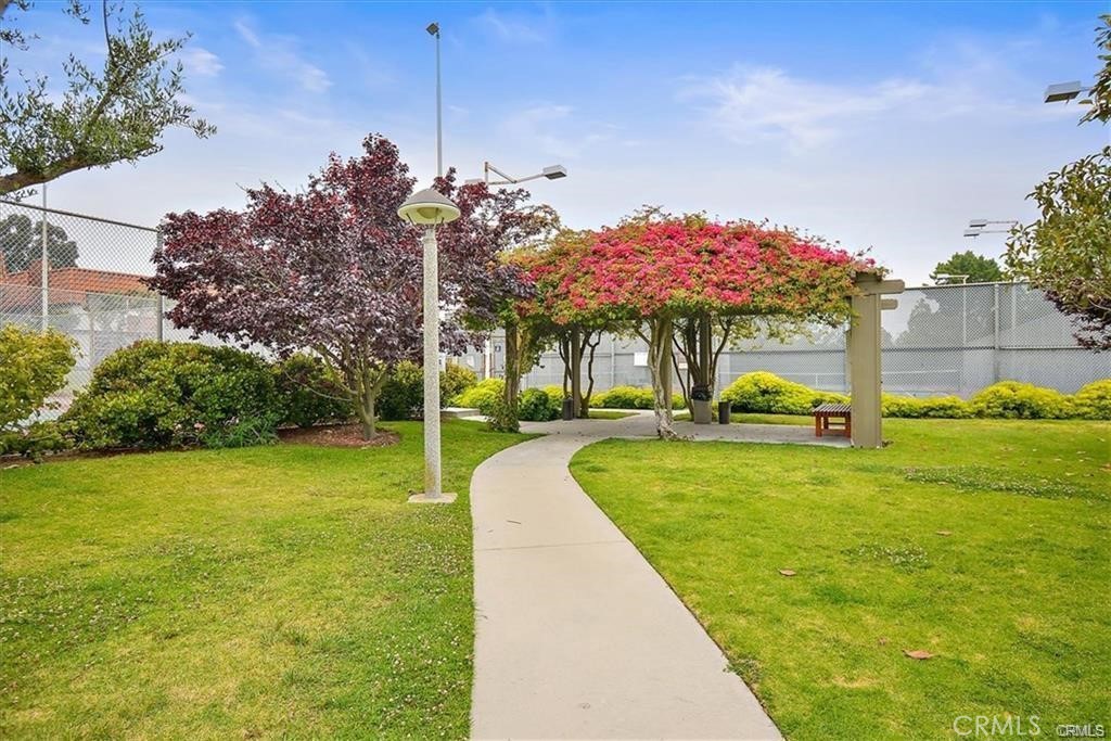 27937 Ridgebluff Court