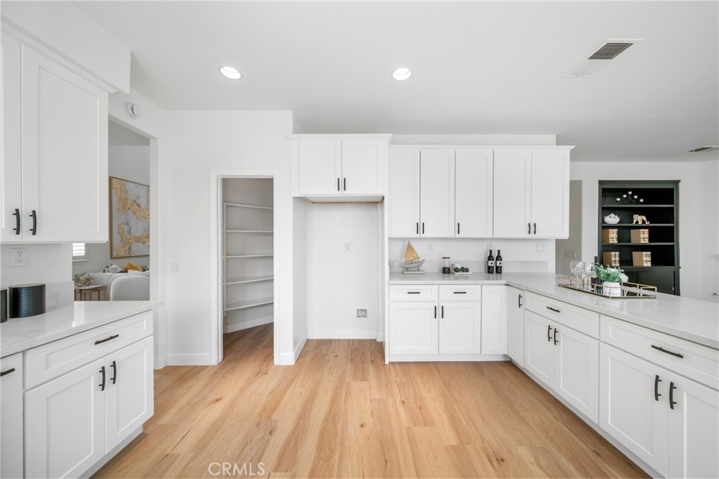 6239 Cedar Creek Road