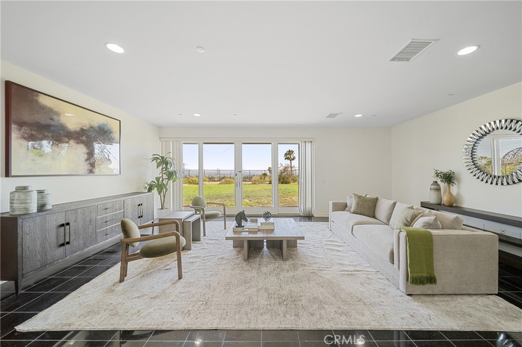 2700 Starpine Drive