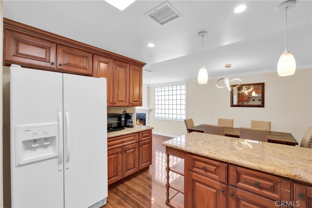 344 S Frankfurt Avenue